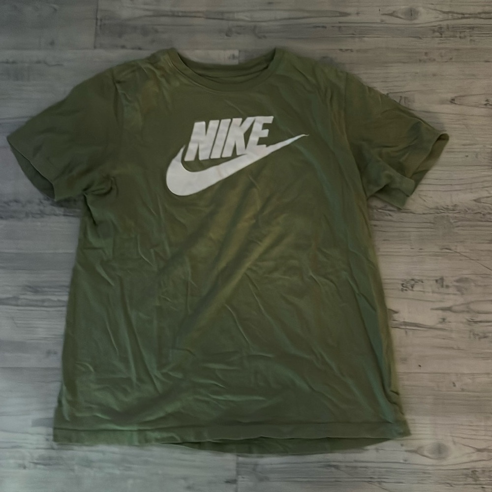 Green Big Swoosh Nike t-shirt